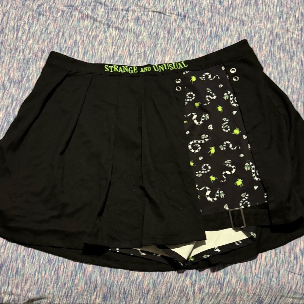 Beetlejuice sandworm Skirt